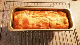 りんごとさつま芋のパウンドケーキ