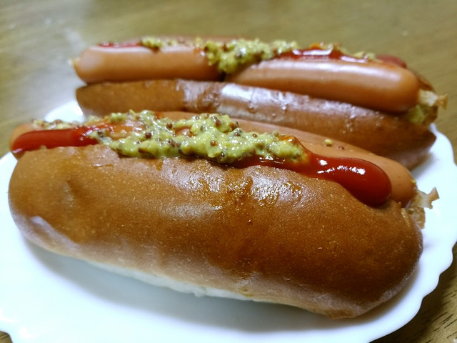 ホットドッグ 屋台の味 レシピ 作り方 By ぎんさま クックパッド 簡単おいしいみんなのレシピが360万品