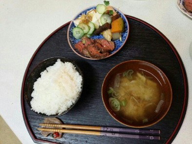 肉豆腐野菜定食（血管ダイエット食927）の写真