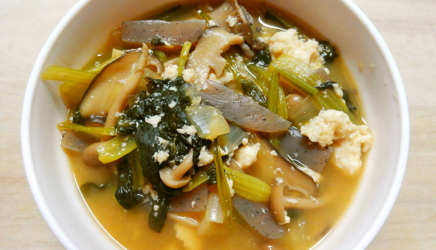 和食きのこと小松菜と蒟蒻 崩し豆腐の煮物の画像