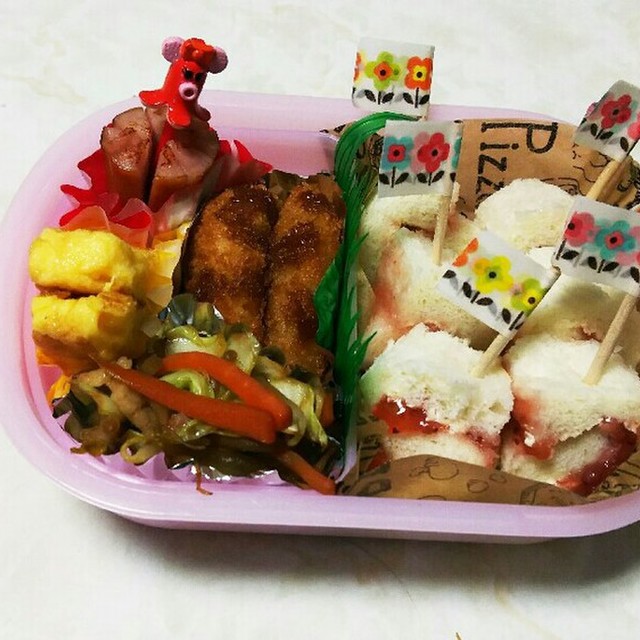 幼稚園遠足くるくるサンドイッチ弁当 レシピ 作り方 By のーかーはーmama クックパッド 簡単おいしいみんなのレシピが352万品