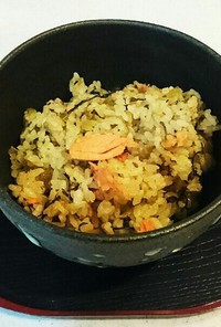 アレンジ自在☆鮭と高菜の混ぜご飯