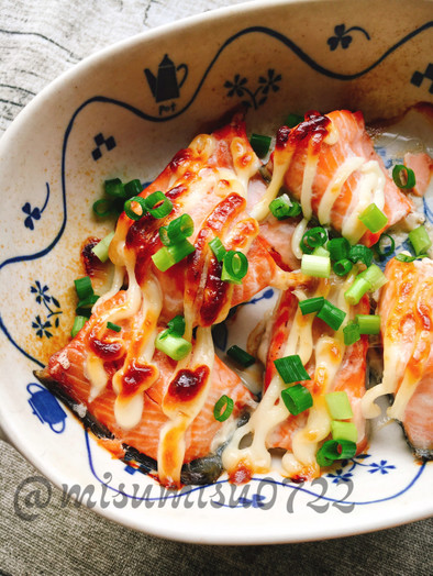 お弁当に☆簡単！生鮭のマヨネーズ焼きの写真