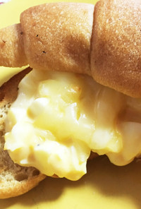シンプルに＊たまごとチーズのサンドイッチ