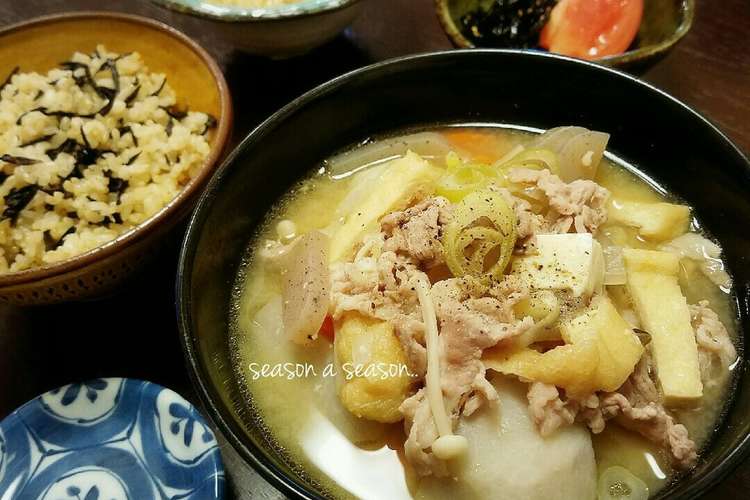 汁物 秋の味覚凝縮 具だくさん豚汁 レシピ 作り方 By 季節料理 Marie クックパッド 簡単おいしいみんなのレシピが366万品