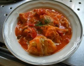 鶏肉のトマト煮込み