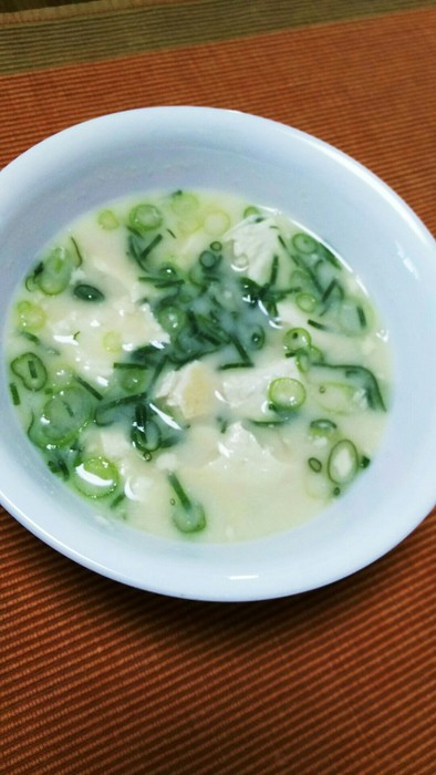 超簡単☆豆乳と豆腐のスープの写真