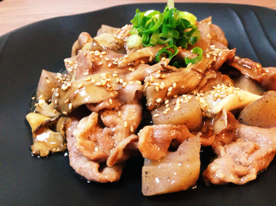 ❇︎豚肉とこんにゃくと舞茸の甘辛炒め❇︎の写真