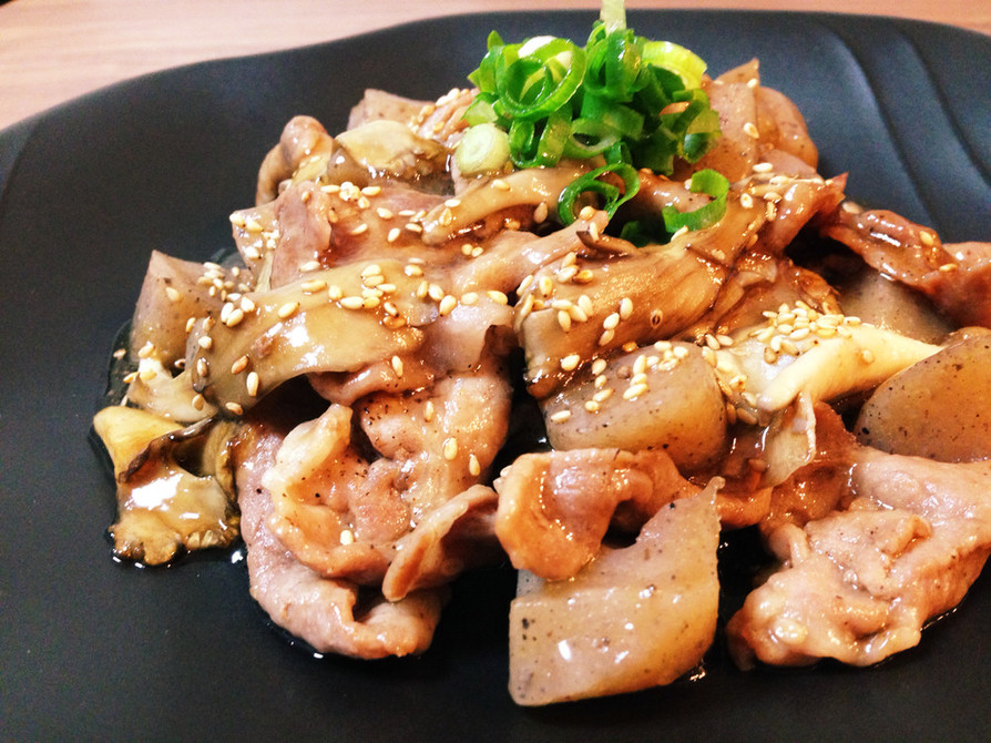 ❇︎豚肉とこんにゃくと舞茸の甘辛炒め❇︎の画像