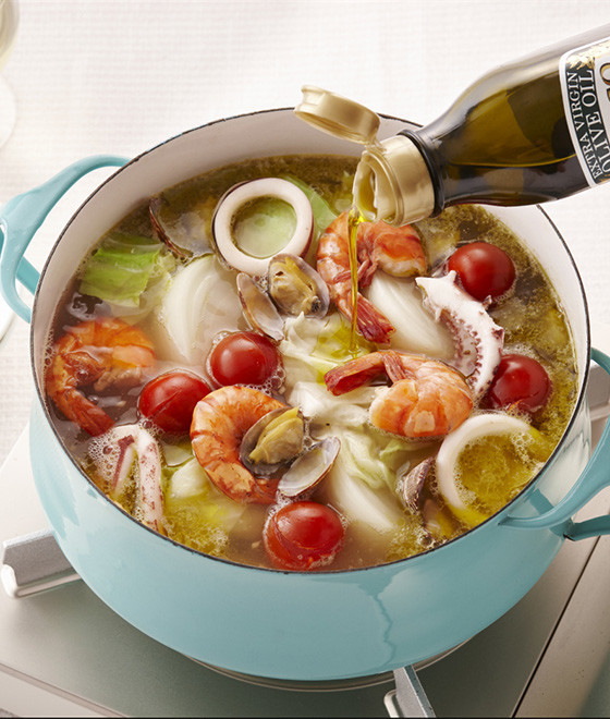 魚介のアヒージョスープ鍋の画像