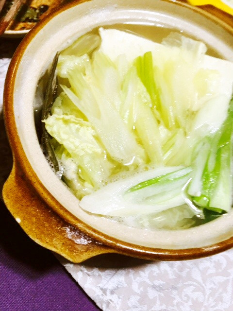 セロリと白菜の湯豆腐の画像