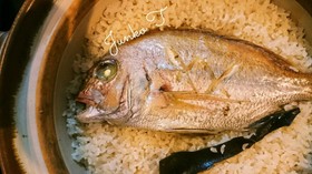 鯛★(めで鯛めし)土鍋で簡単豪華!
