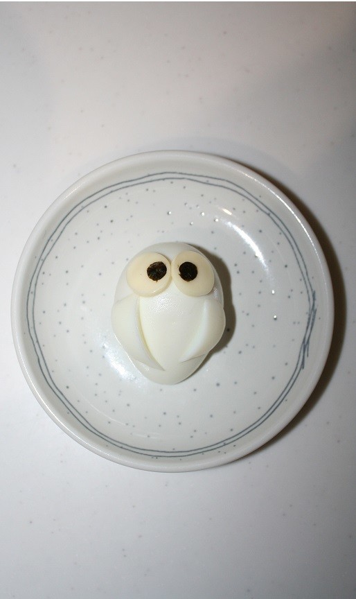 ハロウィン♥お弁当に簡単ゆで卵おばけの画像