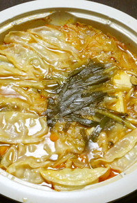 ダシダを使った韓国風餃子鍋