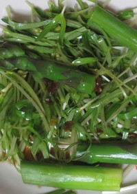 空芯菜の新芽とアスパラガスのサラダ