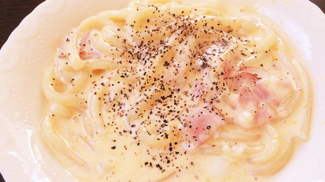 生クリーム不要 簡単カルボナーラうどん レシピ 作り方 By Atat09 クックパッド 簡単おいしいみんなのレシピが355万品