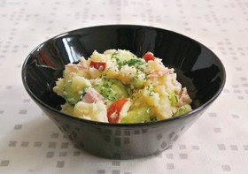 赤りんご入りポテトサラダ