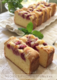 木苺のクリームチーズ・パウンドケーキ