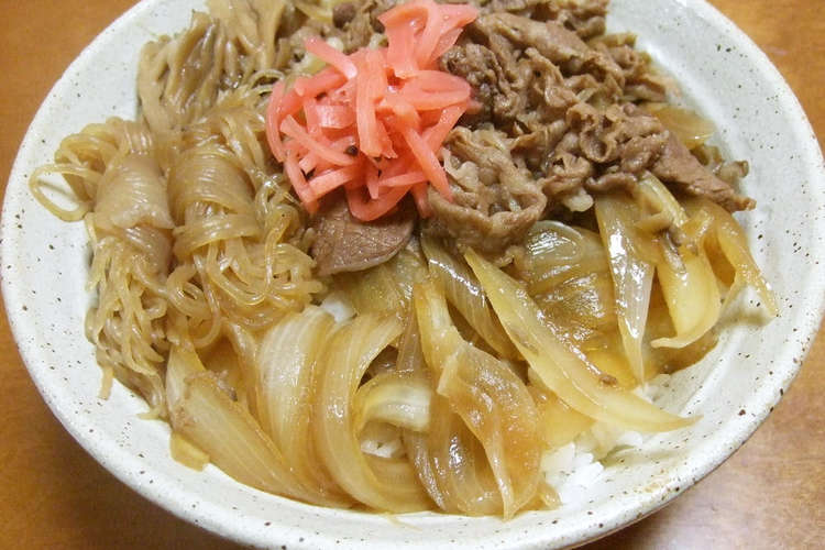 家庭の牛丼 すき焼き丼 レシピ 作り方 By 優月のママ クックパッド 簡単おいしいみんなのレシピが356万品