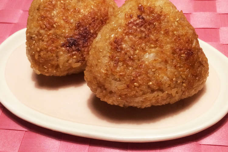 簡単 絶品 焼きおにぎりチーズおかか レシピ 作り方 By トカ子ちゃん クックパッド 簡単おいしいみんなのレシピが352万品