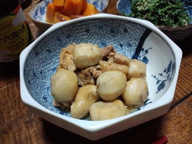 里芋と鶏の味噌生姜煮の写真
