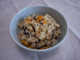 ひじきの炊き込みご飯