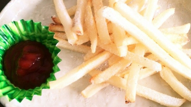 冷凍ポテトで 揚げずにマックフライポテト レシピ 作り方 By U Mi N クックパッド