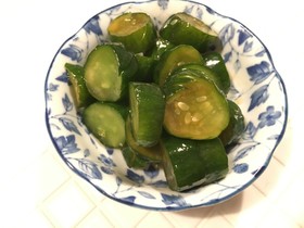 とっても簡単!漬けるだけ。胡瓜の中華漬け