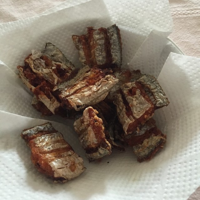 小さい太刀魚の唐揚げ レシピ 作り方 By ちびちび クックパッド
