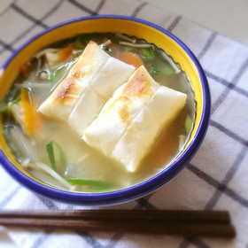 ダシダで野菜たっぷり雑煮スープ♪
