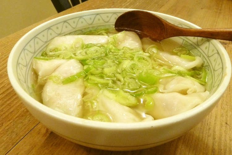 寒い朝にレンジで簡単 冷凍餃子スープ レシピ 作り方 By Kouayaa クックパッド 簡単おいしいみんなのレシピが356万品