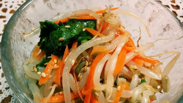 レンジで簡単ダシダの色彩りナムル レシピ 作り方 By りんご19 クックパッド 簡単おいしいみんなのレシピが355万品