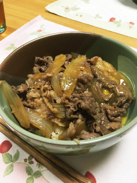 めんつゆを使ったかんたん牛丼