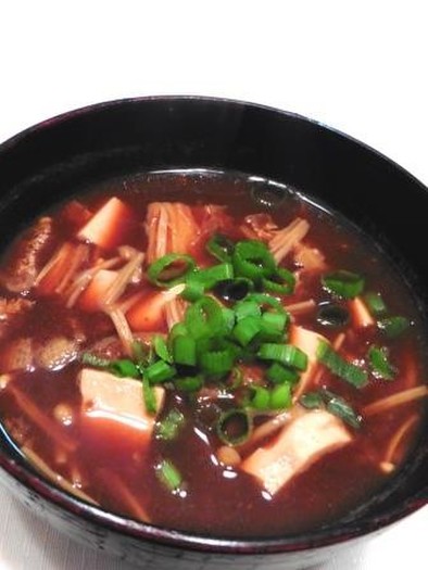 えのきと豆腐のお味噌汁の写真