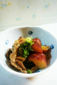 焼き芋リメイク♪豚肉と根菜の煮物