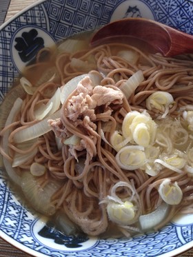 久原のあごだしつゆで簡単肉そば