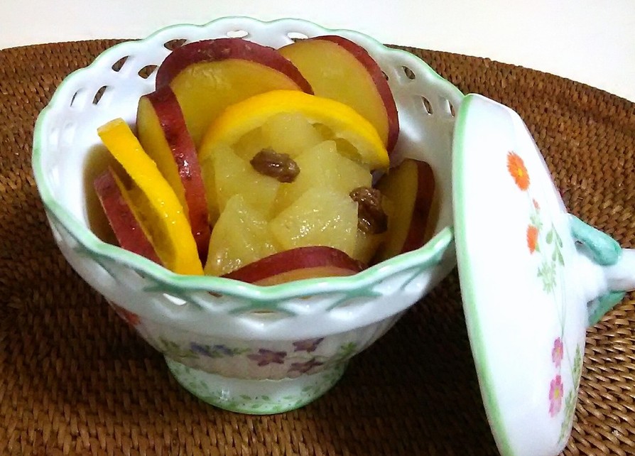 リンゴのコンポートとサツマイモのレモン煮の画像