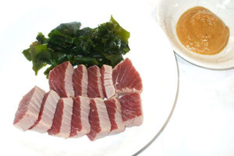 まぐろ刺身の湯引き 刺身のアレンジ酢味噌 レシピ 作り方 By 漢方薬のタカキ大林店 クックパッド 簡単おいしいみんなのレシピが352万品