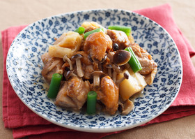 鶏と柿、れんこんの煮物
