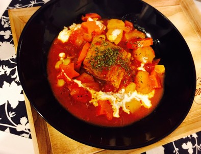 ❄︎牛バラ肉ブロック❤️絶品トマト煮❄︎の写真