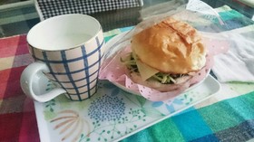 家にあるもので!朝ごはんハンバーガー!