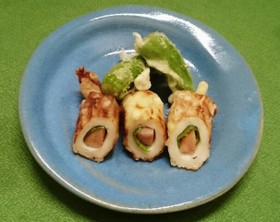 竹輪の天ぷら inしし唐とウインナー