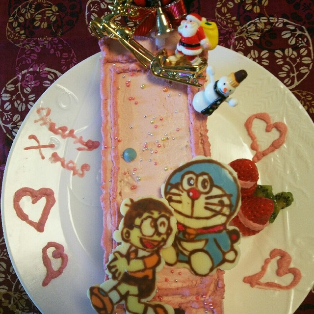 ドラえもん クリスマスケーキ レシピ 作り方 By こってて クックパッド