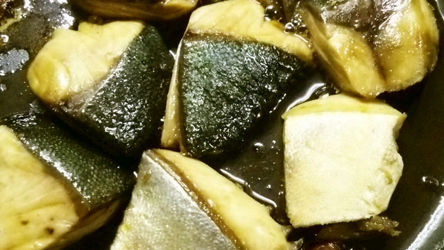 あごだしつゆで照り照り煮魚 レシピ 作り方 By 幽 クックパッド 簡単おいしいみんなのレシピが361万品