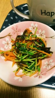 適当!簡単!豆苗サラダの写真
