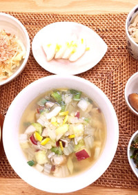 雑穀と根菜の塩麹スープ