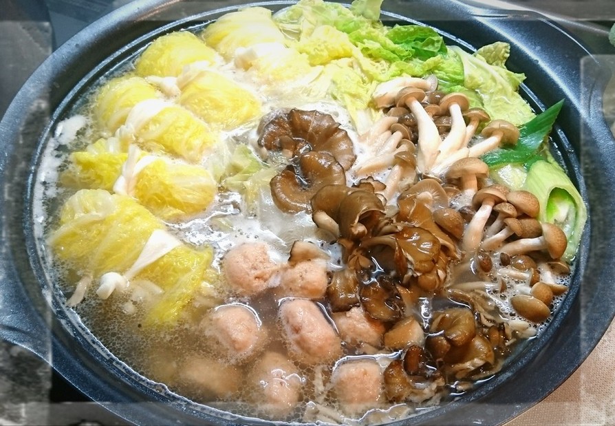 温活☆餅豆腐ロール白菜&茸の鶏塩麹鍋♪の画像