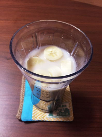 飲む点滴！バナナ+甘酒 カクテルスムージの写真