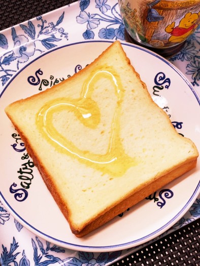 蜂蜜かけるだけ…食パン☆の写真