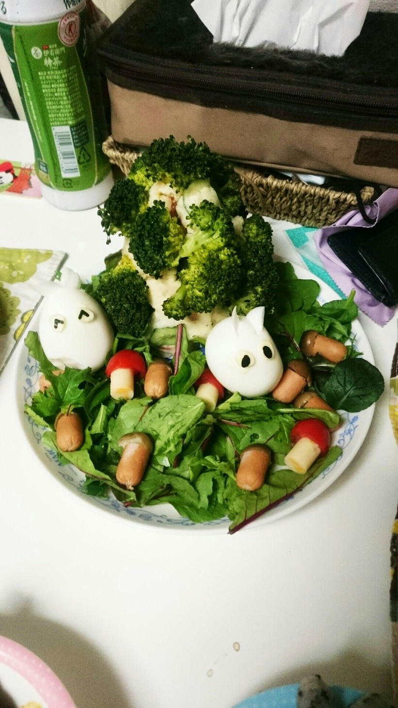 子どもが喜ぶパーティー☆トトロの森サラダの画像